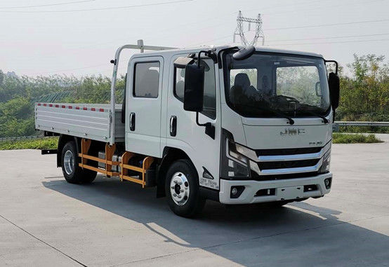 Buy Double Row Diesel Cargo Truck Front Rear Drive 4×2 5 Persons Manual Transmission online manufacture