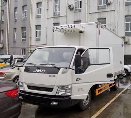 Good price Jiangling Cargo Van Refrigeration Diesel Rear Drive 4×2 Manual Transmission online